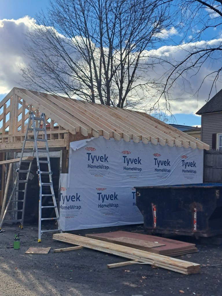 General contractor Sutton, MA — Prairie Building and Remodeling New construction framing and house wrap by general contractor Sutton, MA